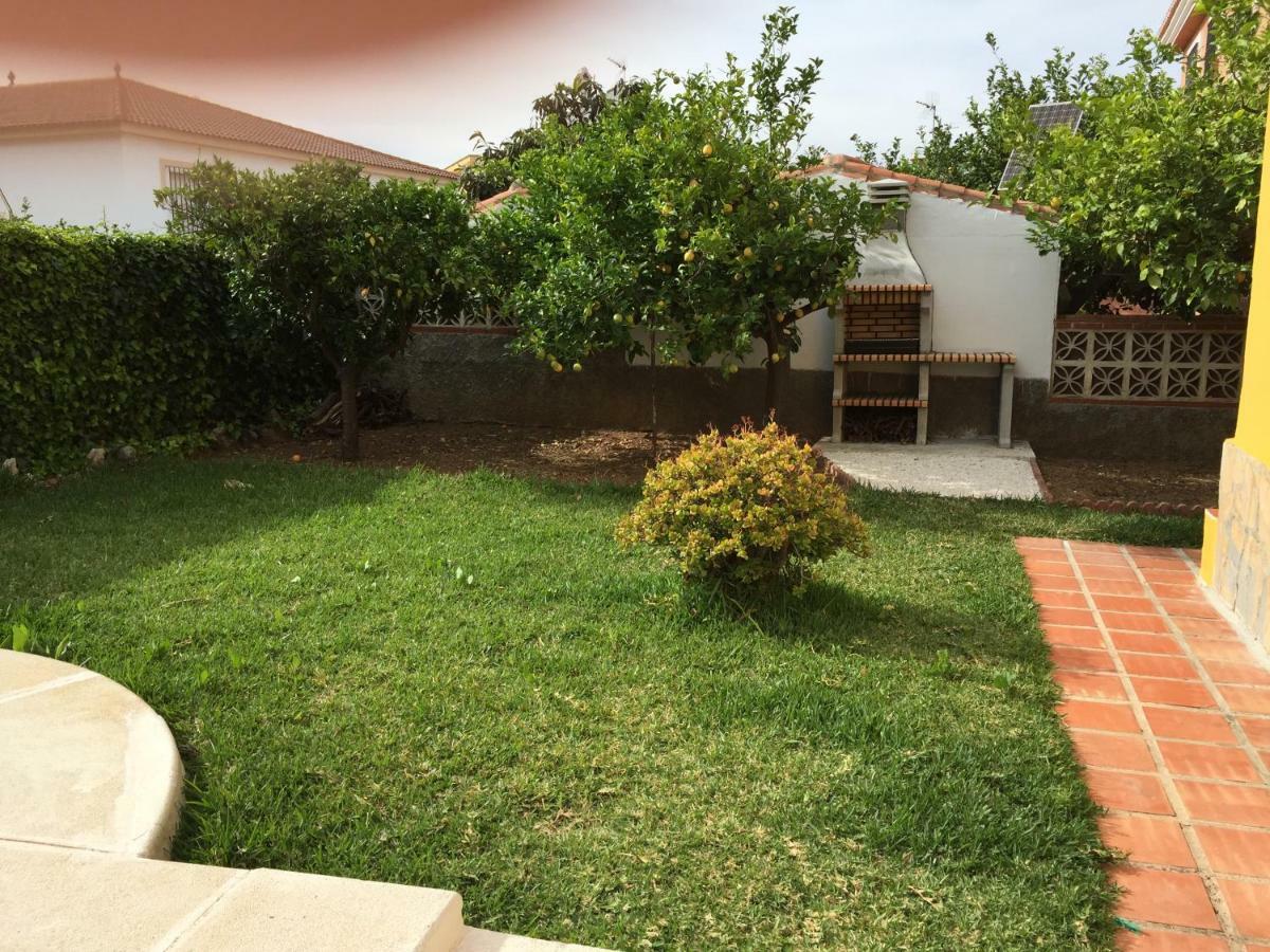 Con Barbacoa, Chimenea Y Piscina En Casa de vacances Alhaurín de la Torre